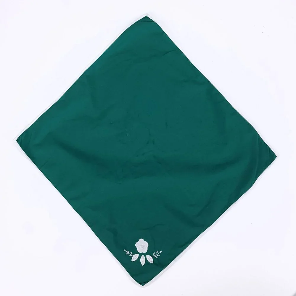Vintage Floral Embroidered Cloth Napkin‎ Set Green Cottagecore 5pc